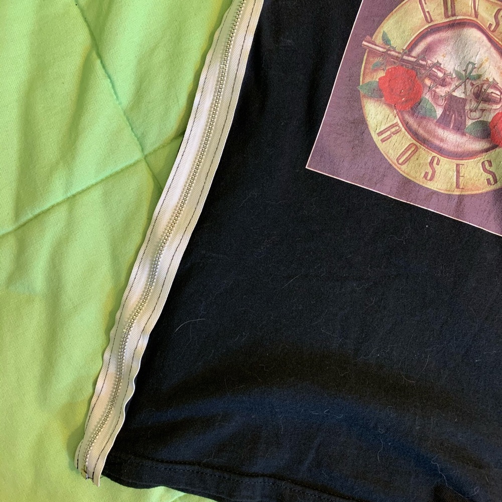 Guns N’ Roses zip side tank top - Picture 3 of 5